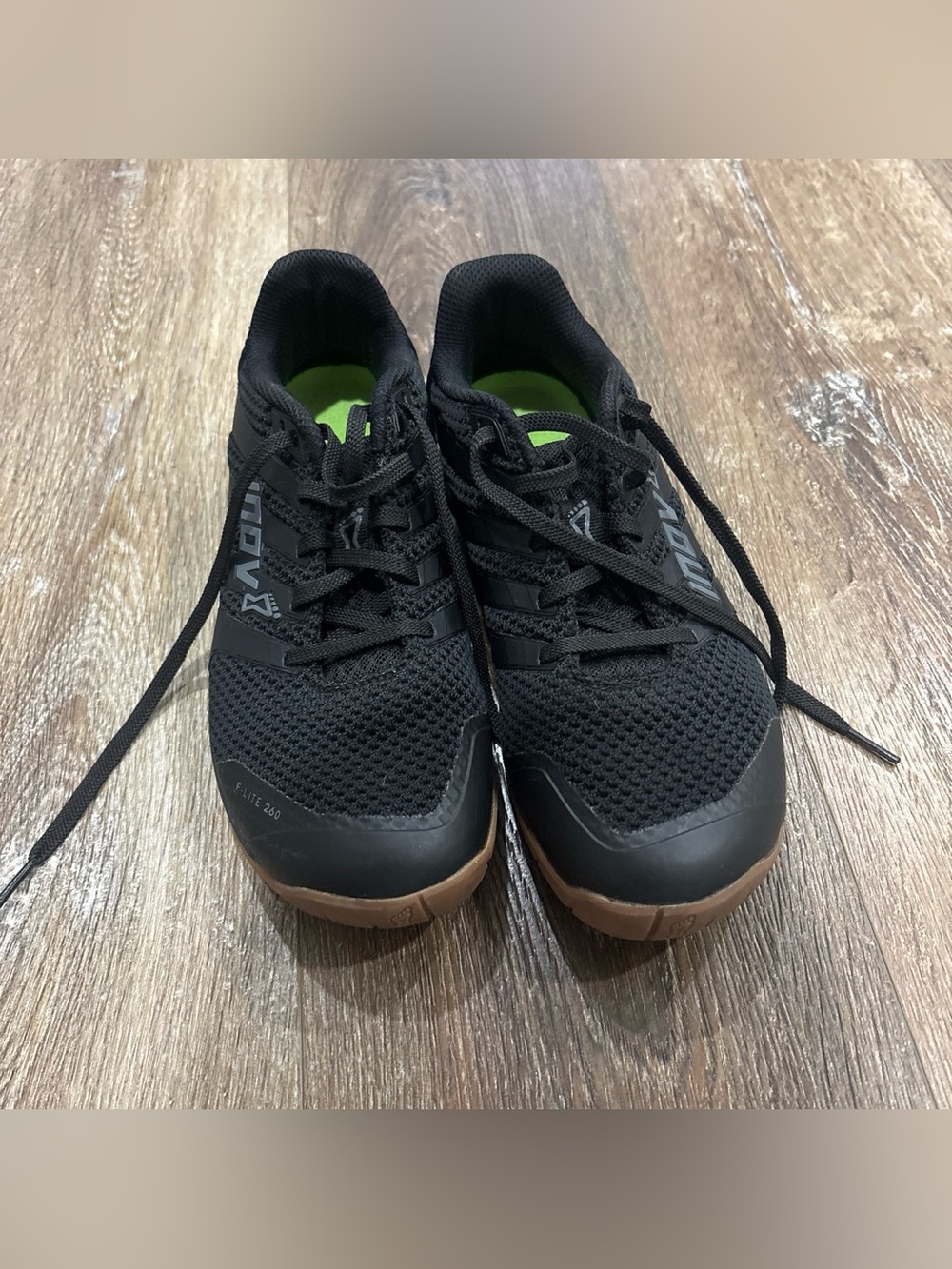 Women's Inov8 Size 7.5 m Black Crosstraining Shoes